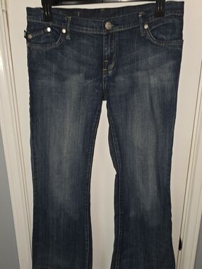 Rock & Republic Dark Blue Flare Jeans Sz 30